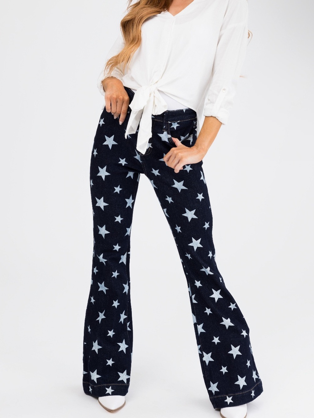 NWT JUDY BLUE star print flared jeans